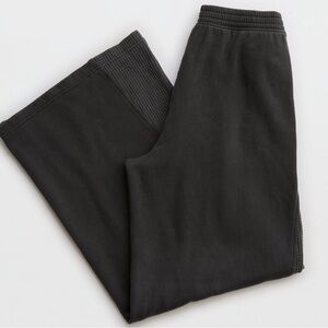 Aerie Getaway trouser pants NWT -small